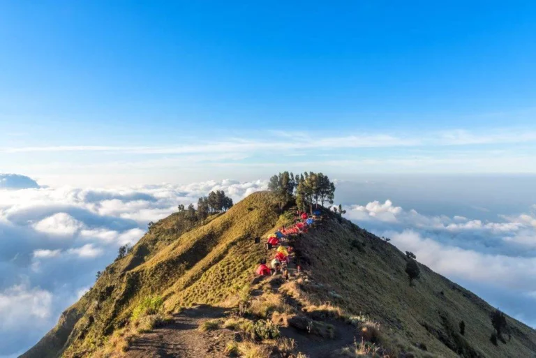 RINJANI TRIP