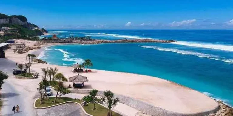 Pantai Melasti