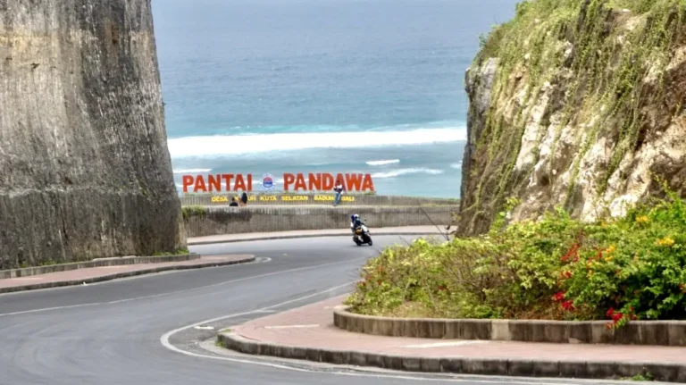 Pantai Pandawa